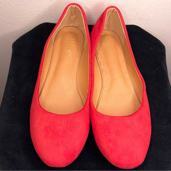Ollio Size 8.5 Red Faux Suede Flats Classic - Picture 6 of 11
